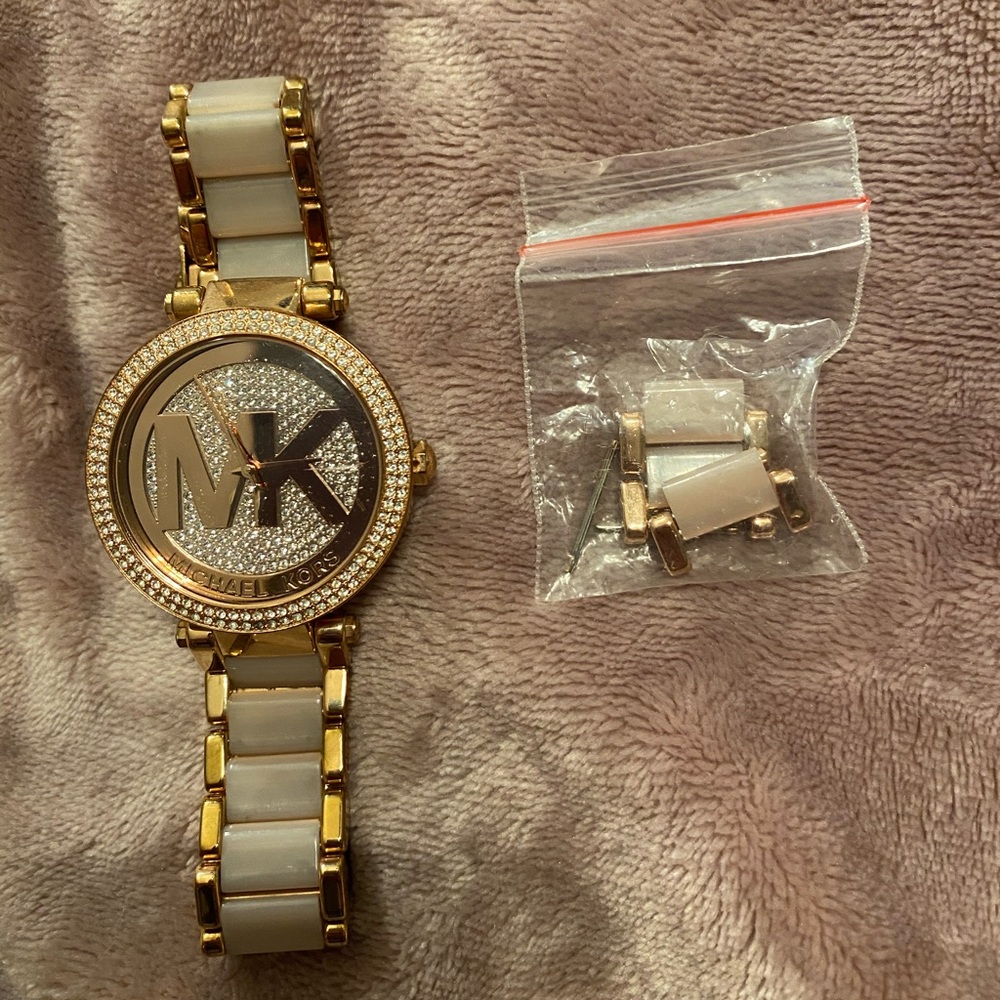MK watch